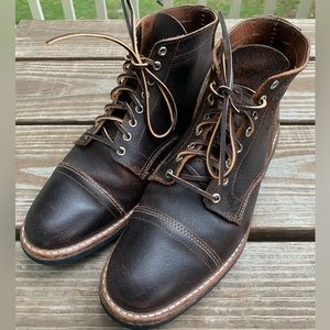Thursday Vanguard Boot Sz 9.5 Horween Waxed Cacao Vibram Commando Sole USA Made